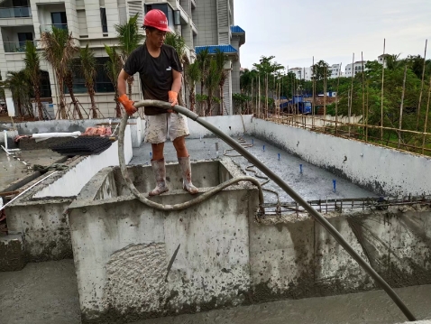 三亚亚龙湾万怡酒店游泳池填充
